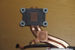 Cleaning the old thermal paste